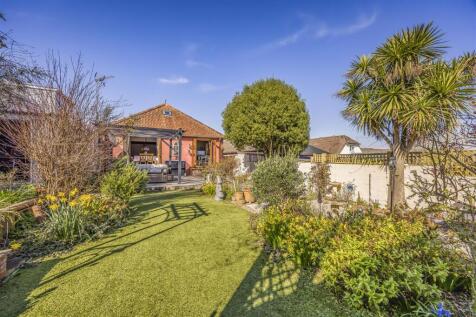 5 Woodville Road, Bedhampton-PorticoMarketing-Sold