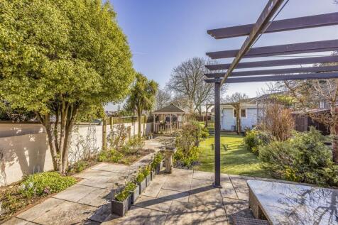 5 Woodville Road, Bedhampton-PorticoMarketing-Sold