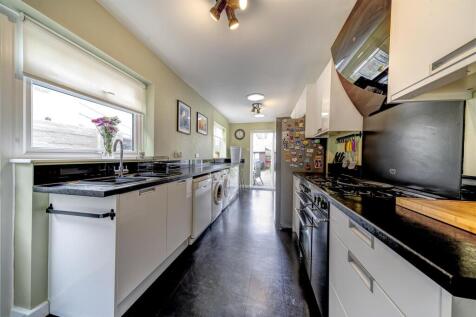 Matt Stevens-25 Beaulieu Road-6.jpg