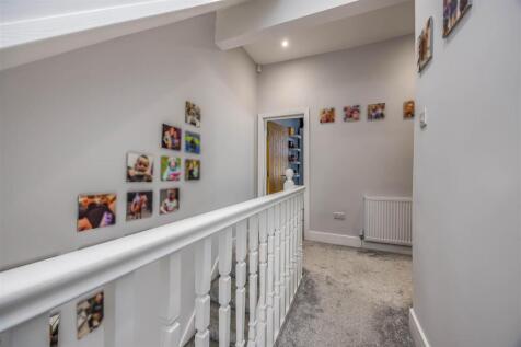 213 Laburnum Grove, Copnor-Small-PorticoMarketing-