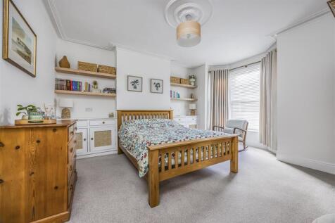 6 Hellyer Road, Southsea-PorticoMarketing-SoldBy-4