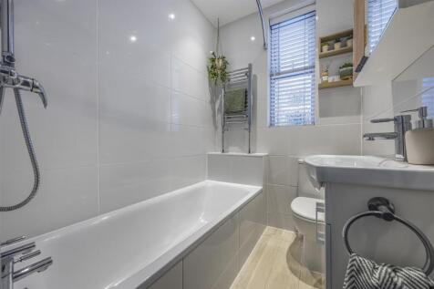6 Hellyer Road, Southsea-PorticoMarketing-SoldBy-1