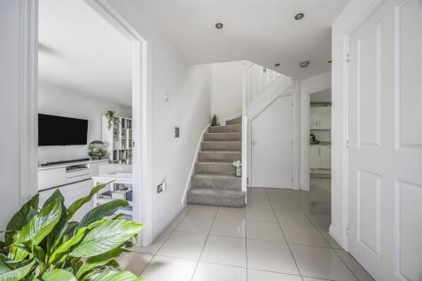 24 Angus Way, Waterlooville-PorticoMarketing-SoldB