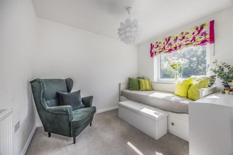 24 Angus Way, Waterlooville-PorticoMarketing-SoldB