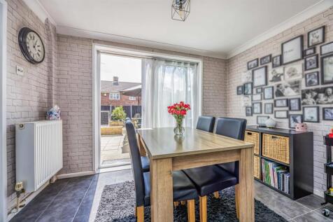 33 Billy Lawn Avenue, Havant-Small-PorticoMarketin