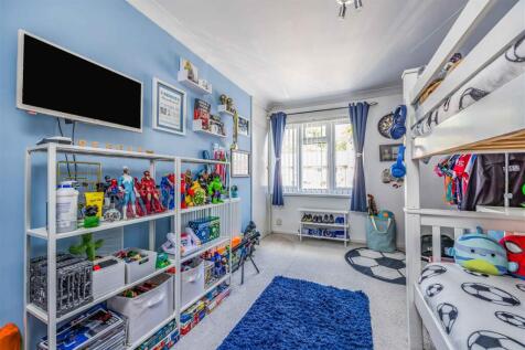 33 Billy Lawn Avenue, Havant-Small-PorticoMarketin
