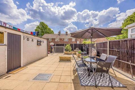 33 Billy Lawn Avenue, Havant-Small-PorticoMarketin