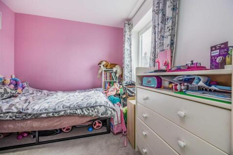 7 Radnor Way Denmead-Small-PorticoMarketing-SoldBy