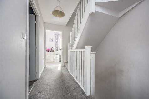 7 Radnor Way Denmead-Small-PorticoMarketing-SoldBy