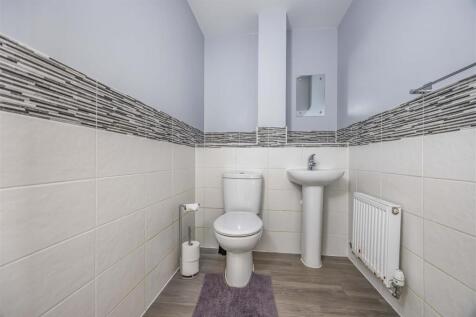 7 Radnor Way Denmead-Small-PorticoMarketing-SoldBy