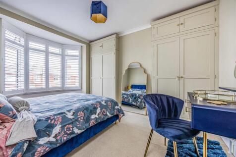 19 Hartley Road, Portsmouth-Small-PorticoMarketing