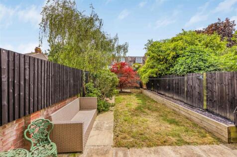 19 Hartley Road, Portsmouth-Small-PorticoMarketing