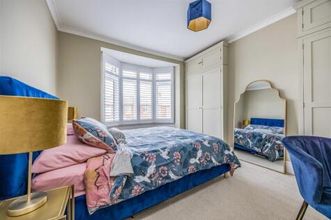 19 Hartley Road, Portsmouth-Small-PorticoMarketing