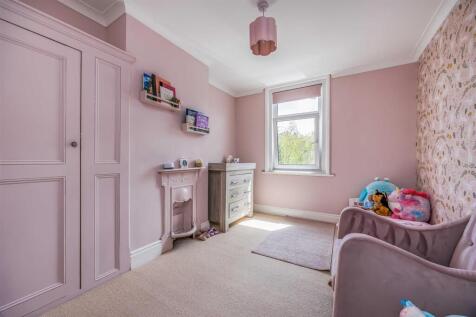 19 Hartley Road, Portsmouth-Small-PorticoMarketing