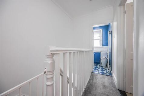 19 Hartley Road, Portsmouth-Small-PorticoMarketing