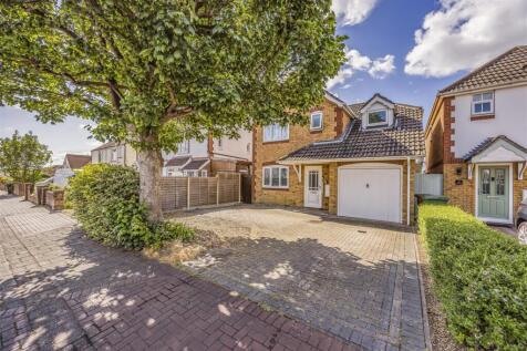 1 Sunnyfields, Central Road, Drayton-PorticoMarket
