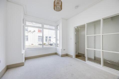 57 Landguard Road, Southsea-PorticoMarketing-SoldB