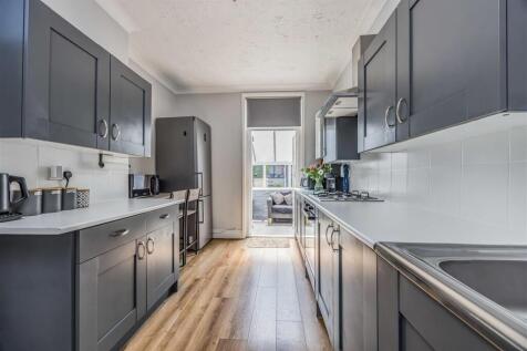 6 Seafield Road, Baffins-Small-PorticoMarketing-So