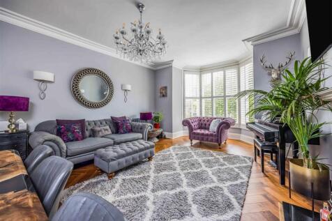 Flat 3, 38. Lennox Road North, Southsea-Small-Port