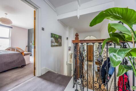 Flat 3, 38. Lennox Road North, Southsea-Small-Port
