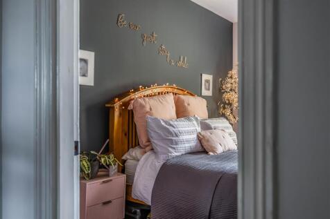 Flat 3, 38. Lennox Road North, Southsea-Small-Port