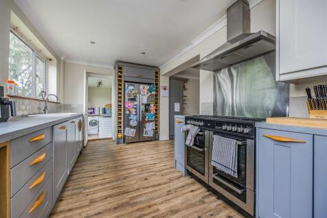 59 Beaufort Road, Havant-Small-PorticoMarketing-So