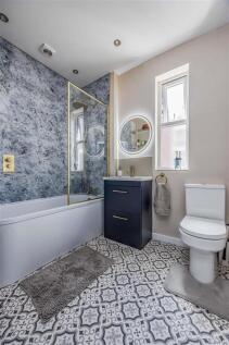 254 Powerscourt Road, Fratton-Small-PorticoMarketi