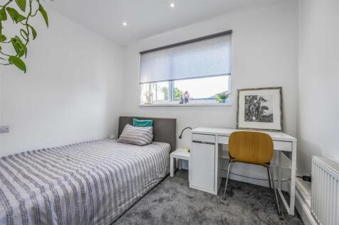 Lower Flat, 215 Milton Road, Southsea-Small-Portic