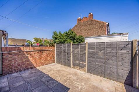 Lower Flat, 215 Milton Road, Southsea-Small-Portic