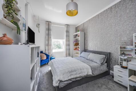 14 Francis Avenue, Southsea-Small-PorticoMarketing