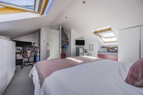 99 Folkestone Road, Baffins-PorticoMarketing-SoldB