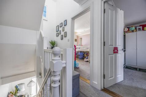 99 Folkestone Road, Baffins-PorticoMarketing-SoldB