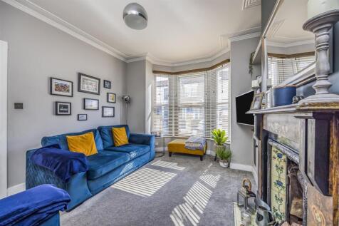 99 Folkestone Road, Baffins-PorticoMarketing-SoldB