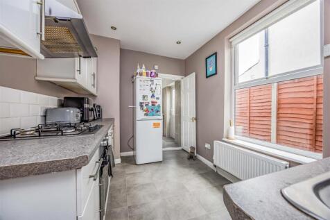 21 Toronto Road, Fratton-Small-PorticoMarketing-So