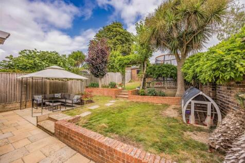 97 Woodfield Avenue, Drayton-Small-PorticoMarketin