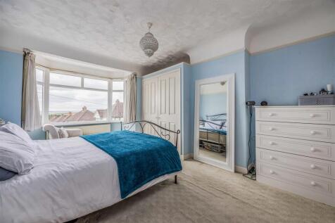 97 Woodfield Avenue, Drayton-Small-PorticoMarketin