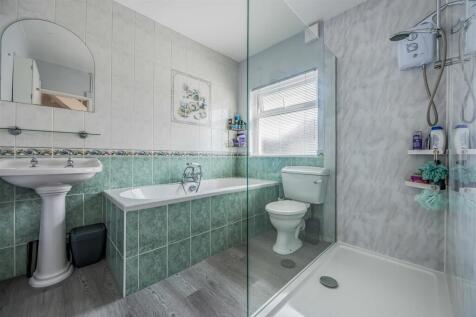 97 Woodfield Avenue, Drayton-Small-PorticoMarketin