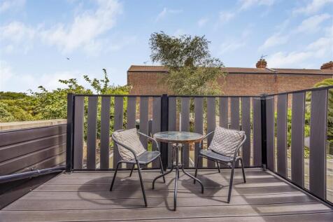 23 Leopold Street, Southsea-PorticoMarketing-SoldB