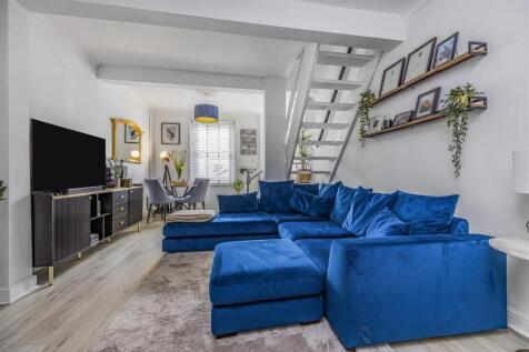23 Leopold Street, Southsea-PorticoMarketing-SoldB
