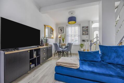 23 Leopold Street, Southsea-PorticoMarketing-SoldB