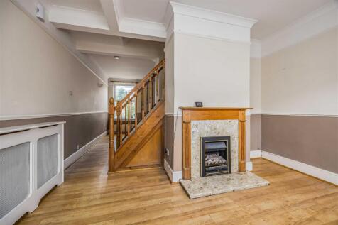 108 Knox Road, Portsmouth-Small-PorticoMarketing-S