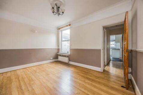 108 Knox Road, Portsmouth-Small-PorticoMarketing-S