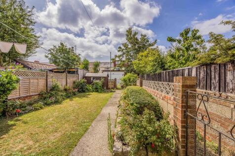 8 Wesley Grove, Copnor-Small-PorticoMarketing-Sold