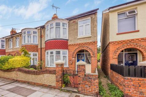 8 Wesley Grove, Copnor-Small-PorticoMarketing-Sold