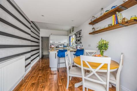 135 Drayton Road, Portsmouth-Small-PorticoMarketin