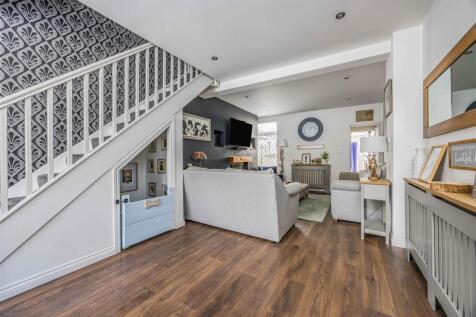 135 Drayton Road, Portsmouth-Small-PorticoMarketin