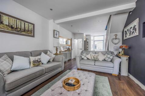135 Drayton Road, Portsmouth-Small-PorticoMarketin