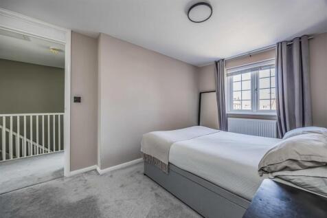 29 Edenbridge Road Southsea-Small-PorticoMarketing