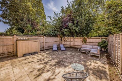 29 Edenbridge Road Southsea-Small-PorticoMarketing