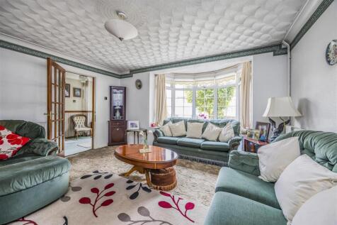 8 Moorgreen Road, Havant-PorticoMarketing-SoldBy-1